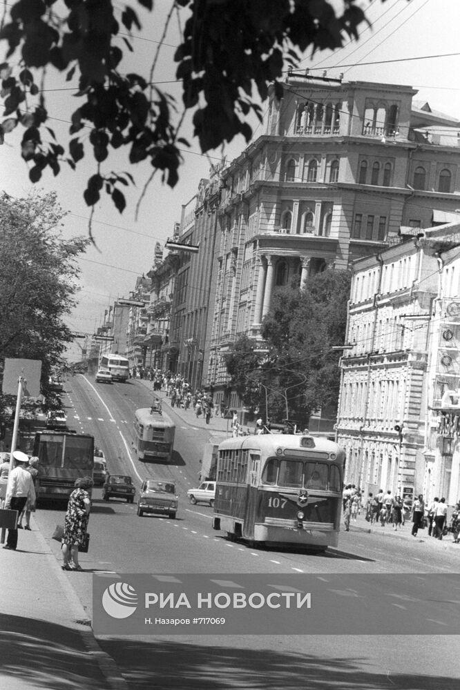 Vladivostok, RVZ-6M № 107; Vladivostok — Historic Photos — Tramway (1971-1990)