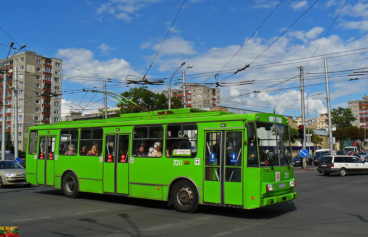 Каунас, Škoda 14Tr89/6 № 320