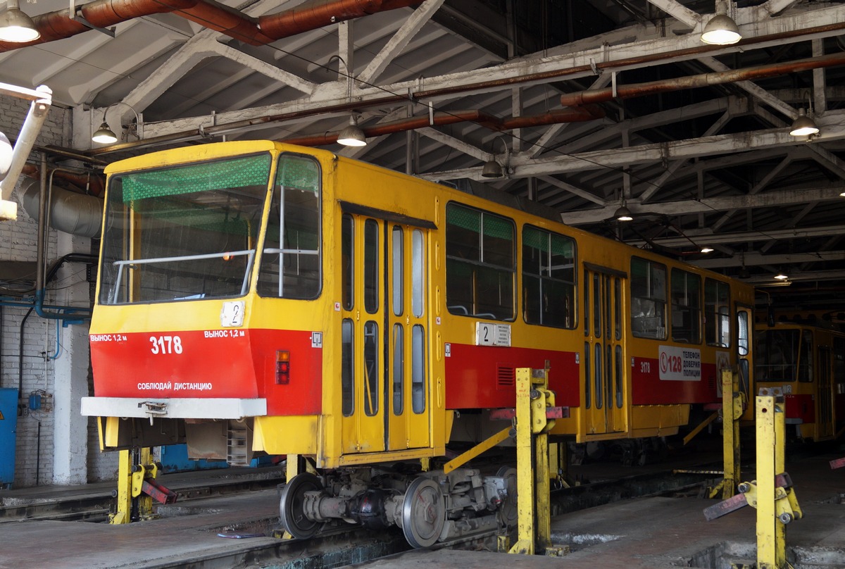 Barnaul, Tatra T6B5SU Br. 3178