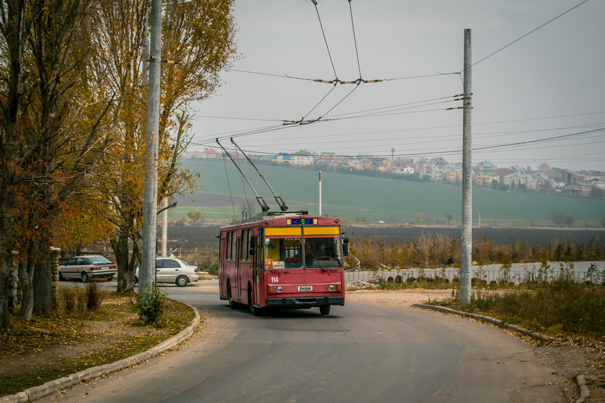 Тернополь, Škoda 14Tr89/6 № 114