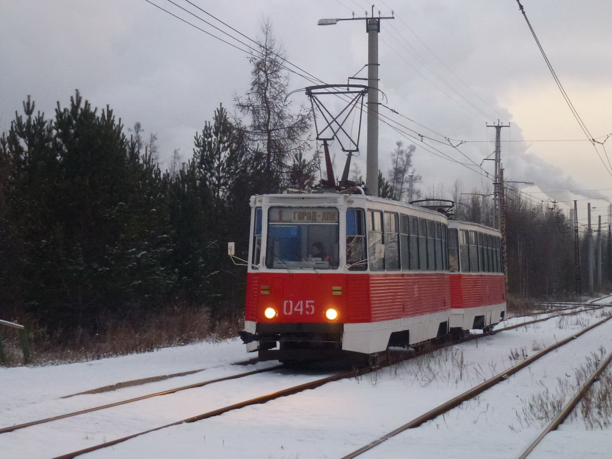 Усть-Илимск, 71-605 (КТМ-5М3) № 045
