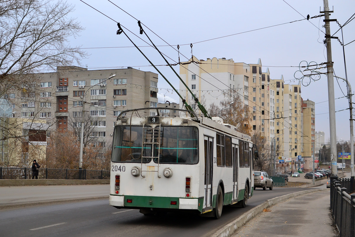 Пенза, ЗиУ-682Г-016.02 № 2040