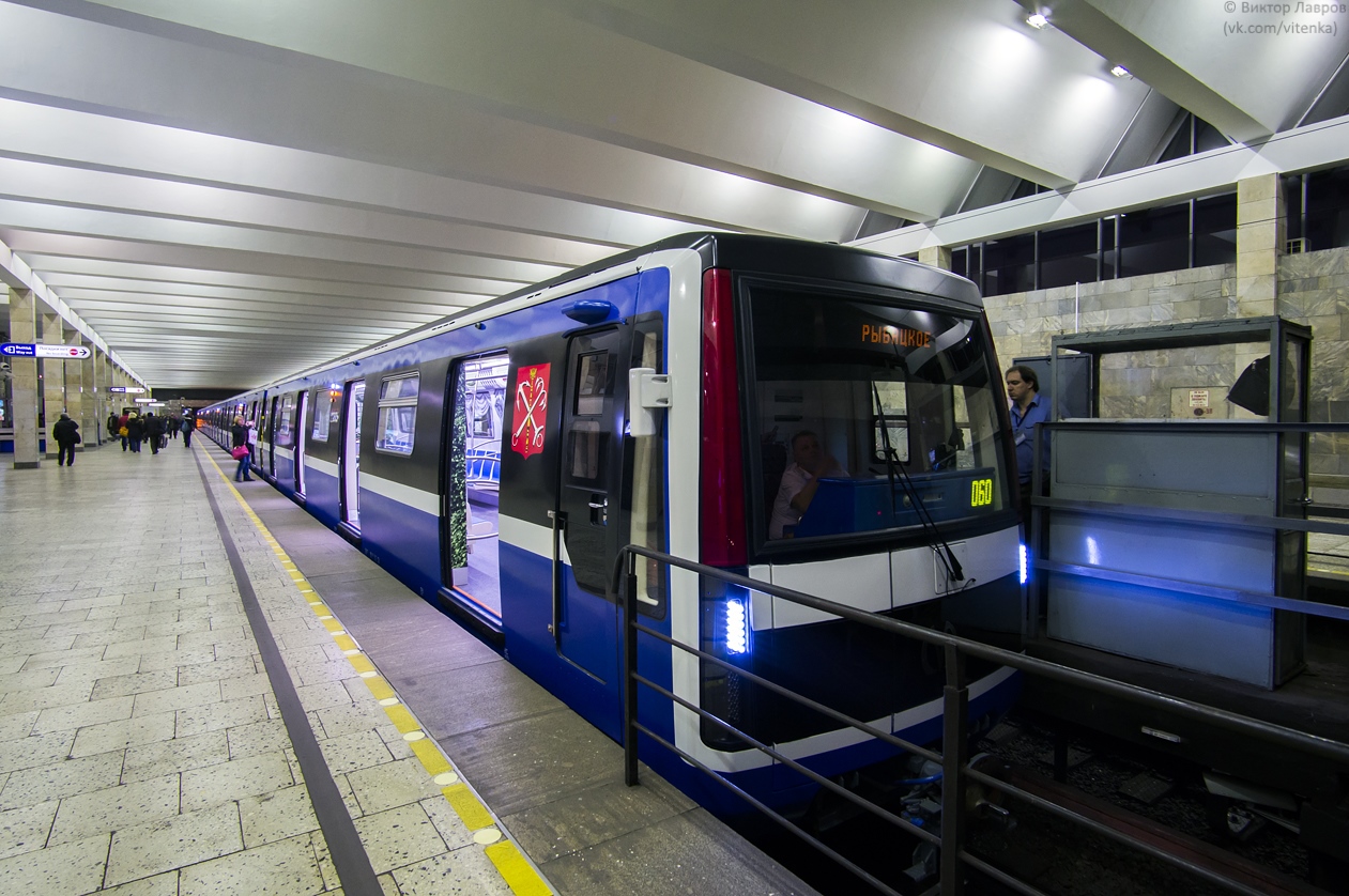 Санкт-Петербург, 81-722 «Юбилейный» № 22003