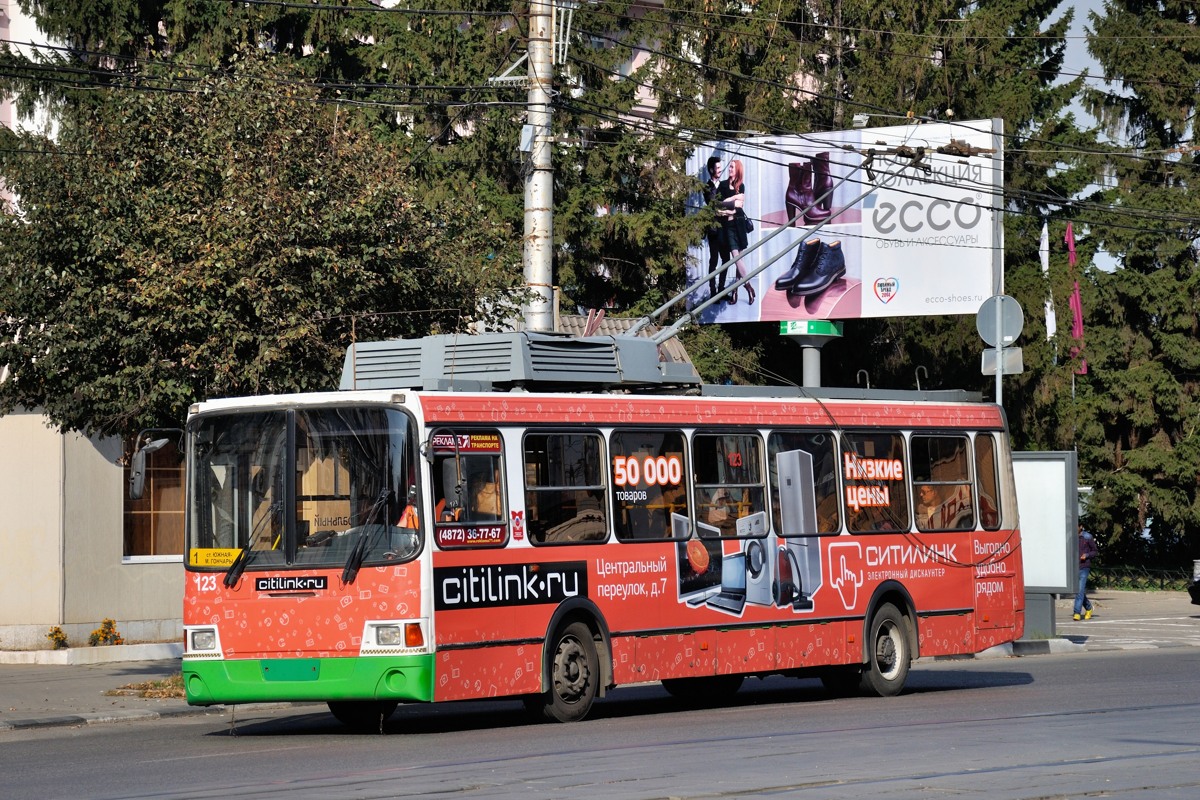 Тула, ЛиАЗ-5280 № 123