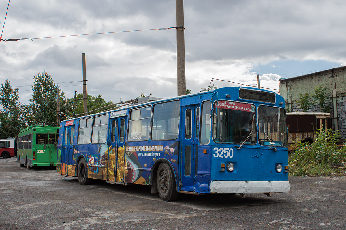 Новосибирск, ЗиУ-682В-012 [В0А] № 3250