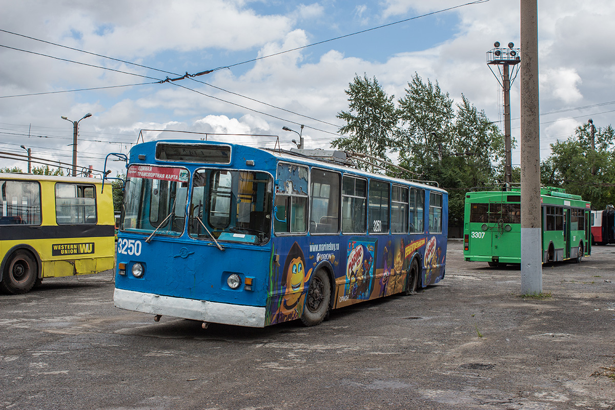 Новосибирск, ЗиУ-682В-012 [В0А] № 3250