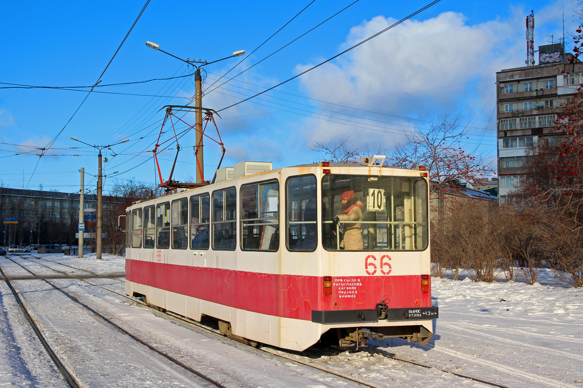 Nyizsnij Tagil, 71-402 — 66