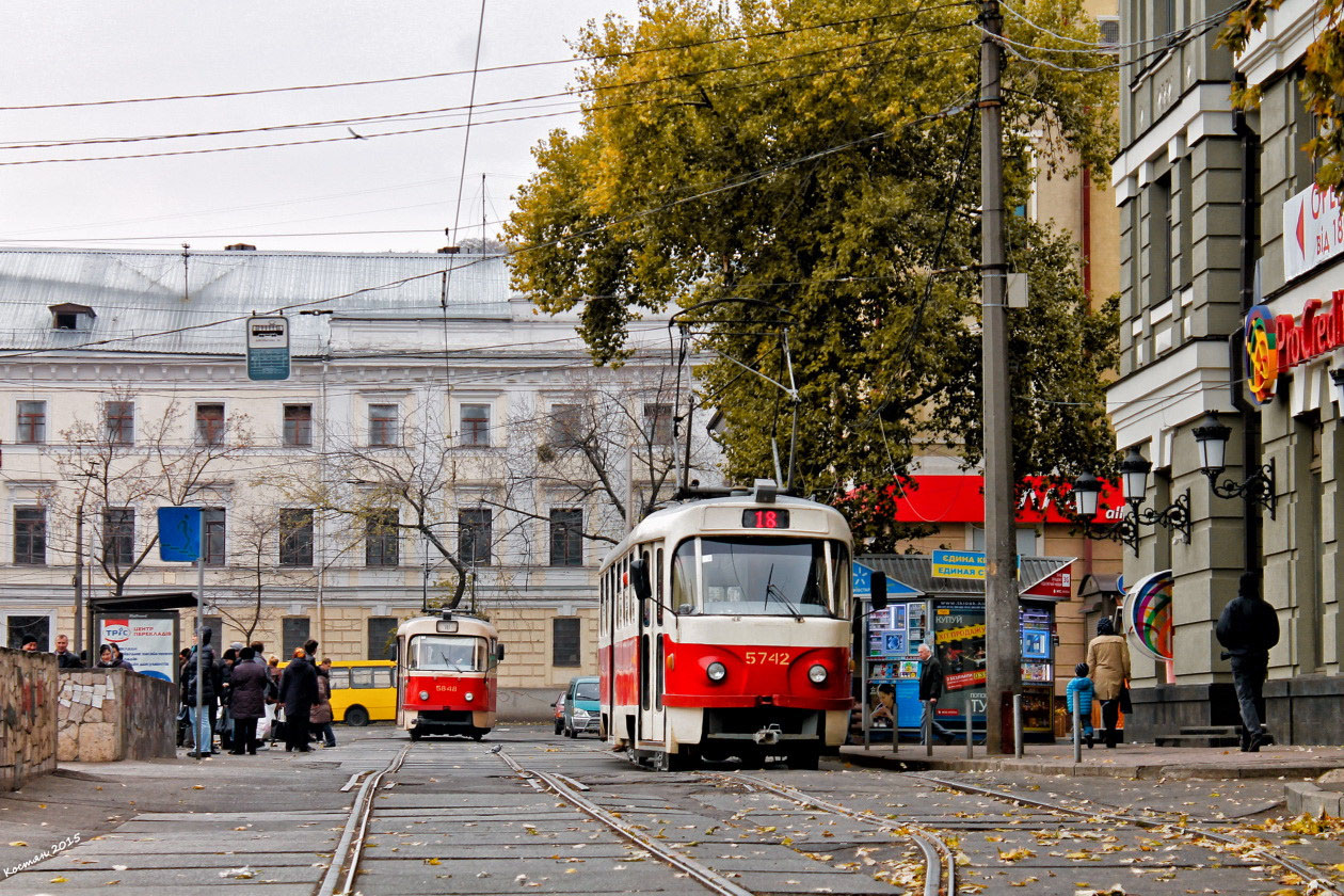 Kijev, Tatra T3SU Br. 5742