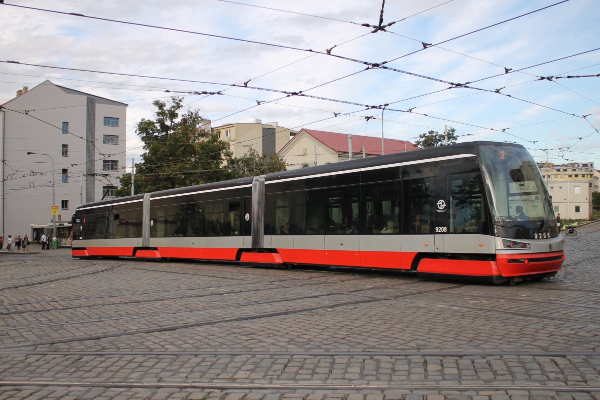 Praha, Škoda 15T1 ForCity Alfa Praha # 9208