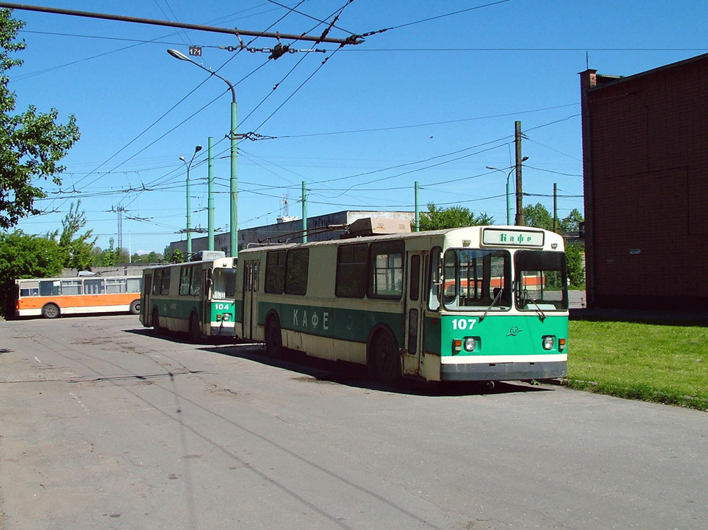 Калининград, ЗиУ-682В [В00] № 107