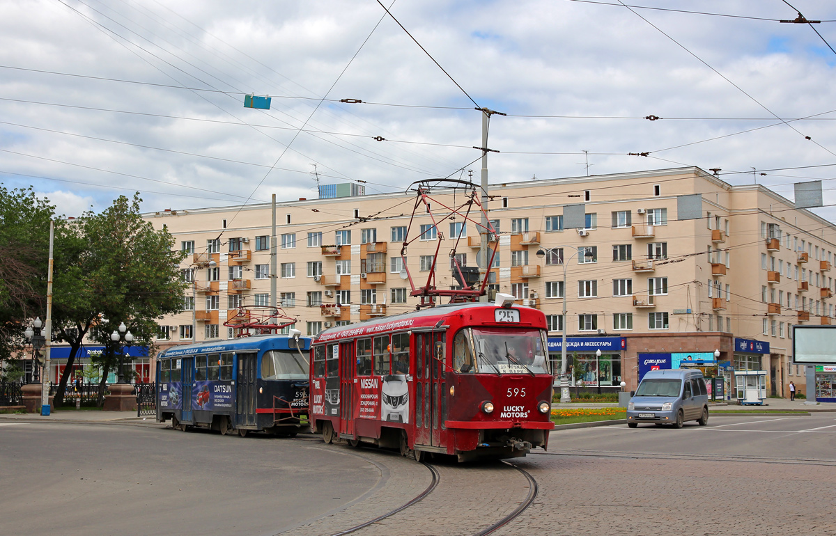 Екатеринбург, Tatra T3SU № 596; Екатеринбург, Tatra T3SU № 595 Екатеринбург, Tatra T3SU № 596; Екатеринбург, Tatra T3SU № 595