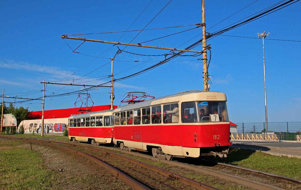 Екатеринбург, Tatra T3SU № 182