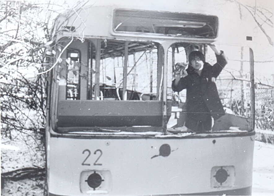 Караганда, ЗиУ-682Б № 22; Караганда — Старые фотографии (до 2000 г.); Караганда — Троллейбусный парк Караганда, ЗиУ-682Б № 22; Караганда — Старые фотографии (до 2000 г.); Караганда — Троллейбусный парк