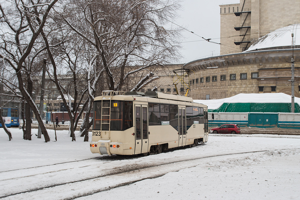 Новосибирск, БКМ 62103 № 3123