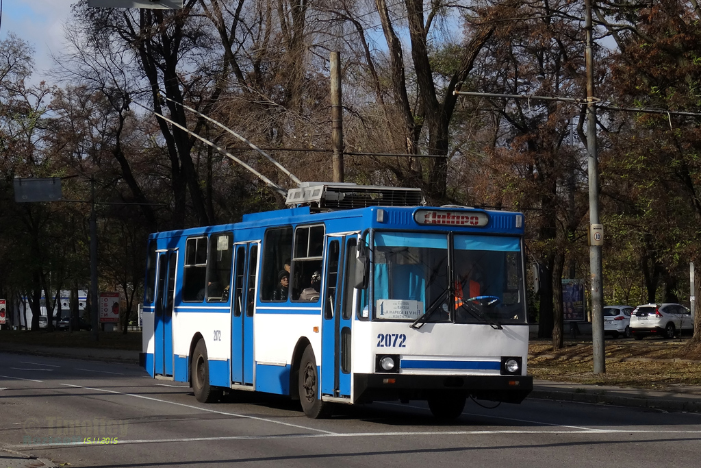 Днепр, ЮМЗ Т1Р (Т2П) № 2072