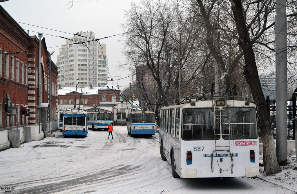 Самара, ЗиУ-682Г [Г00] № 887; Самара — Троллейбусное депо № 1