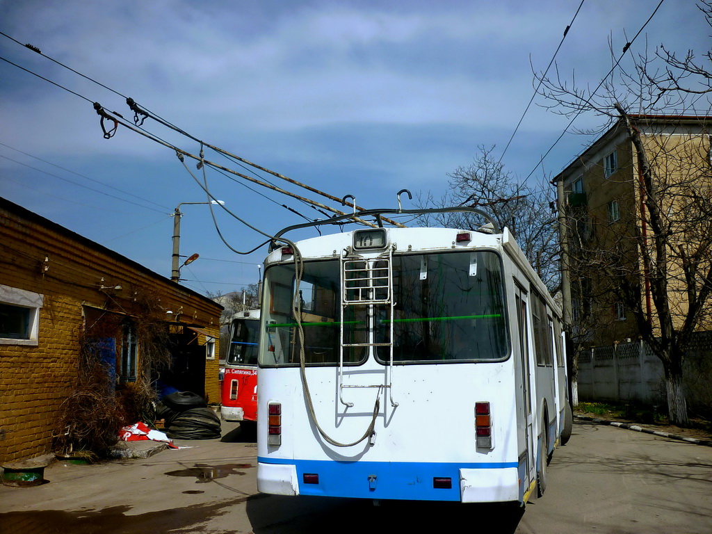 Новороссийск, ЗиУ-682Г-016.04 № 75
