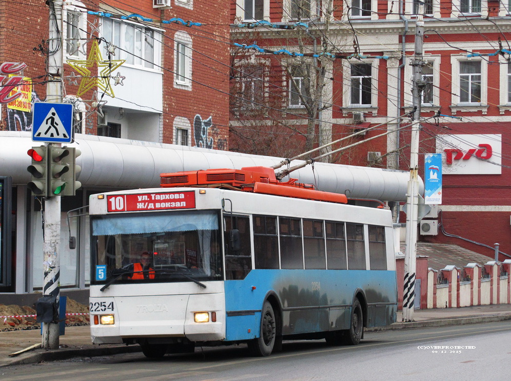 Saratov, Trolza-5275.05 “Optima” č. 2254
