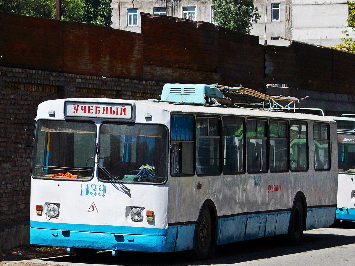 Бішкек, ЗиУ-682В № 1139