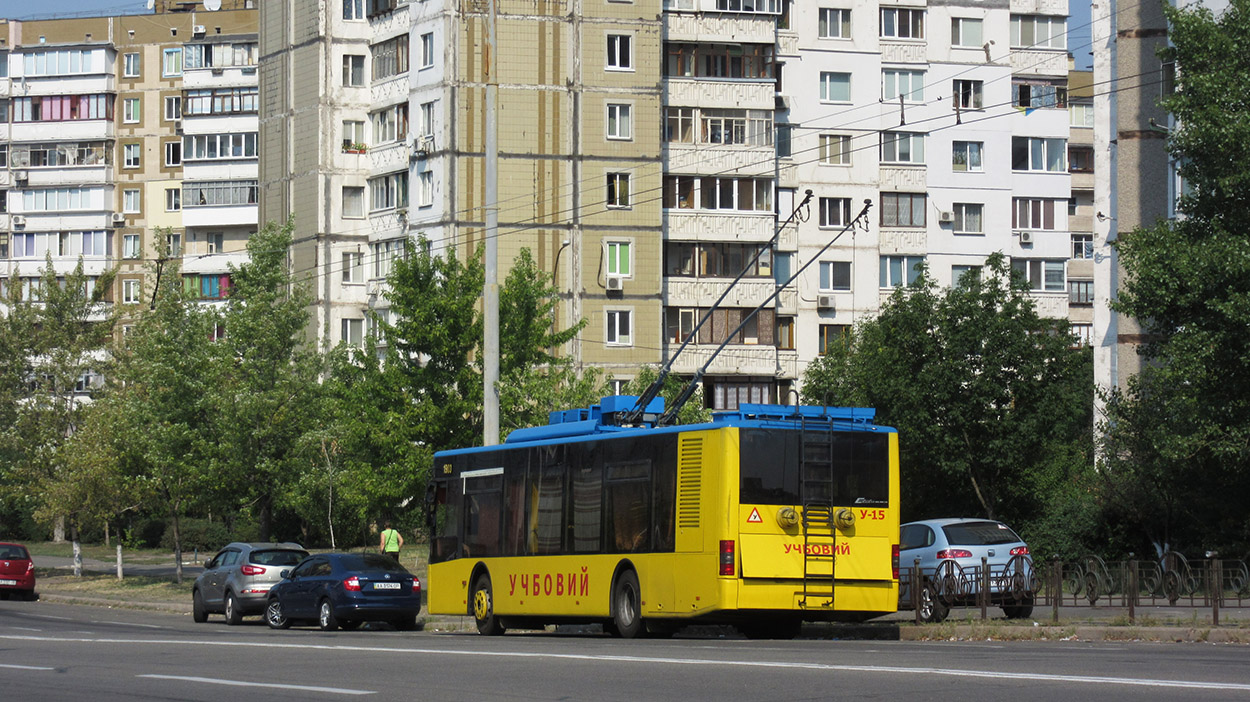 Киев, ЛАЗ E183D1 № У-15