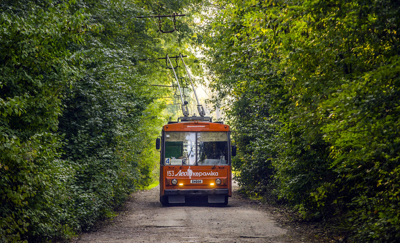 Ивано-Франковск, Škoda 14Tr02/6 № 153