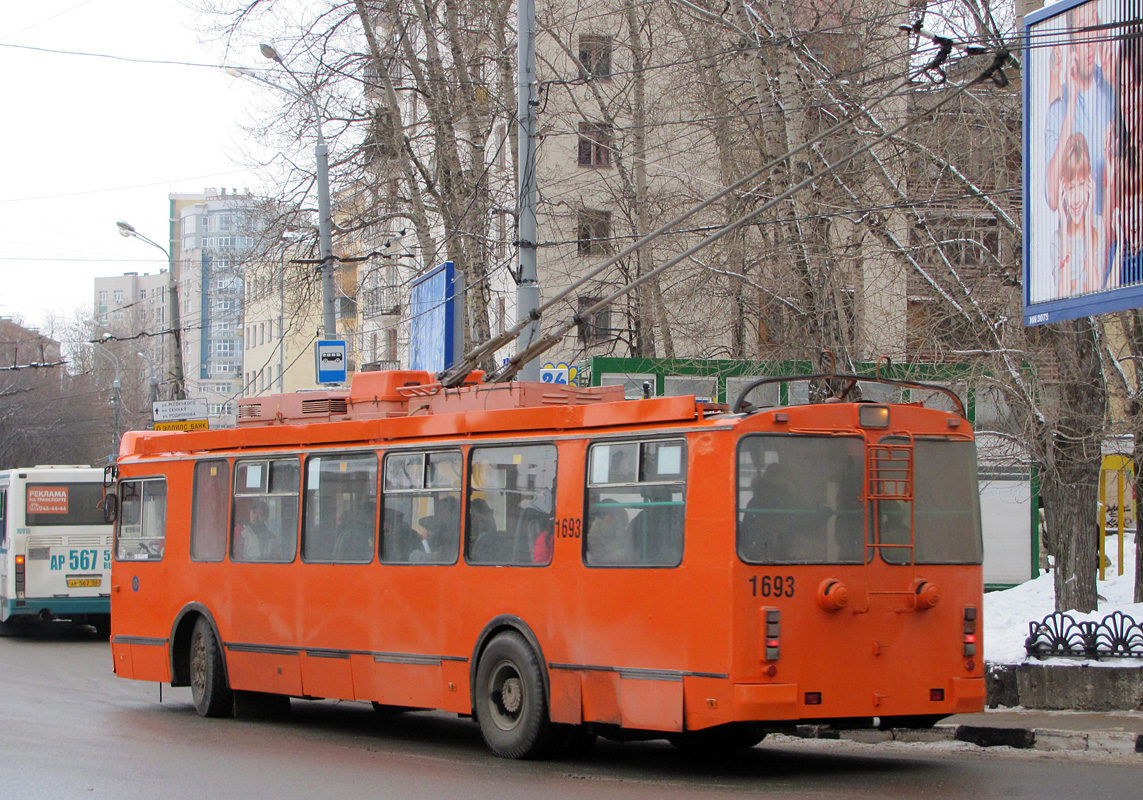 Нижний Новгород, ЗиУ-682Г-016.03 № 1693