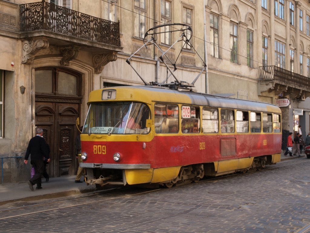 Львов, Tatra T4SU № 809