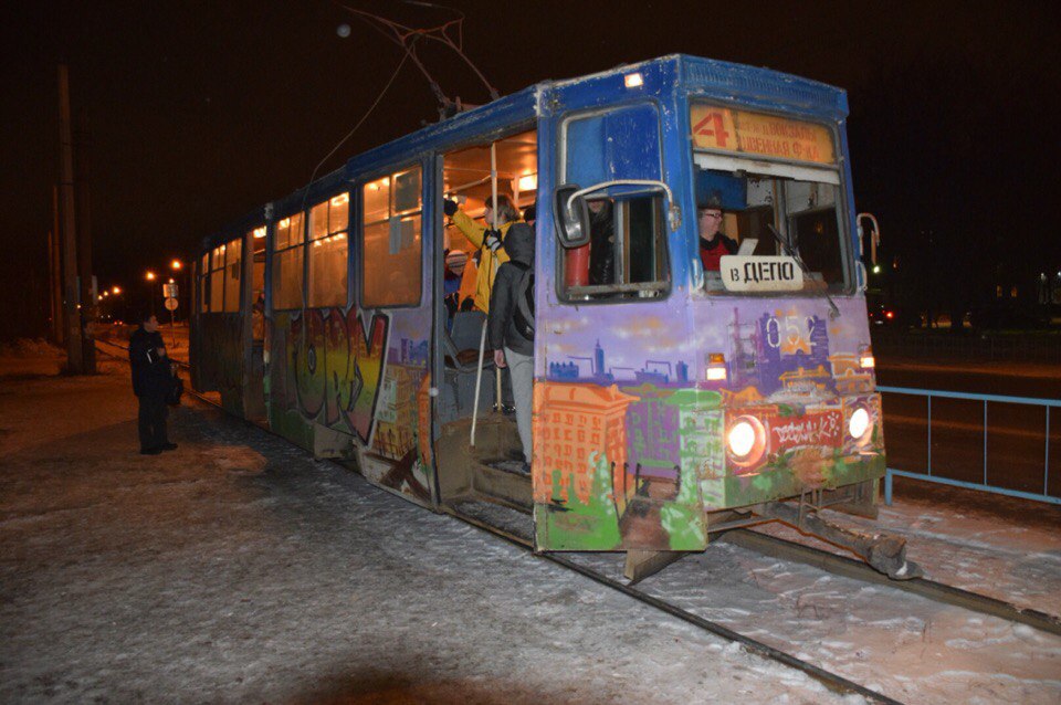 Дзержинск, 71-605 (КТМ-5М3) № 052; Дзержинск — Закрытие трамвайного движения