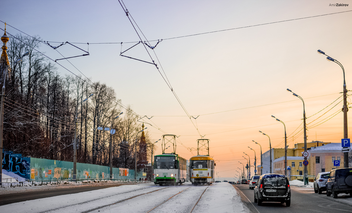 Ijevsk, Tatra T6B5SU N°. 2021; Ijevsk, Tatra T3K N°. 1181