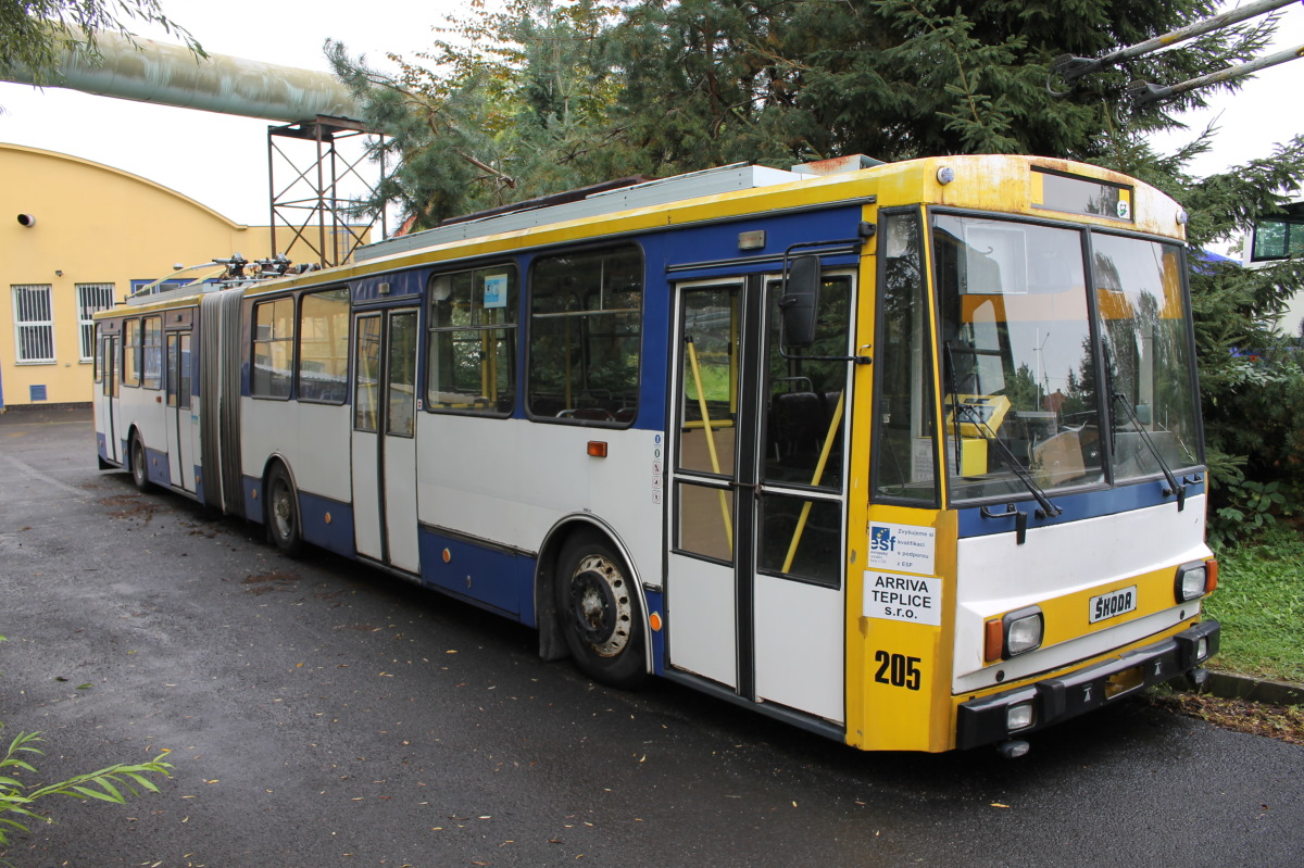 Teplice, Škoda 15Tr07/6 — 205