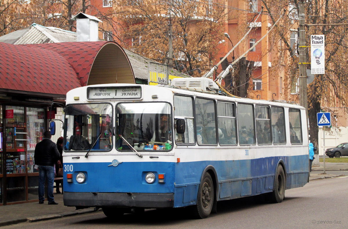 Черкассы, ЗиУ-682В-012 [В0А] № 300