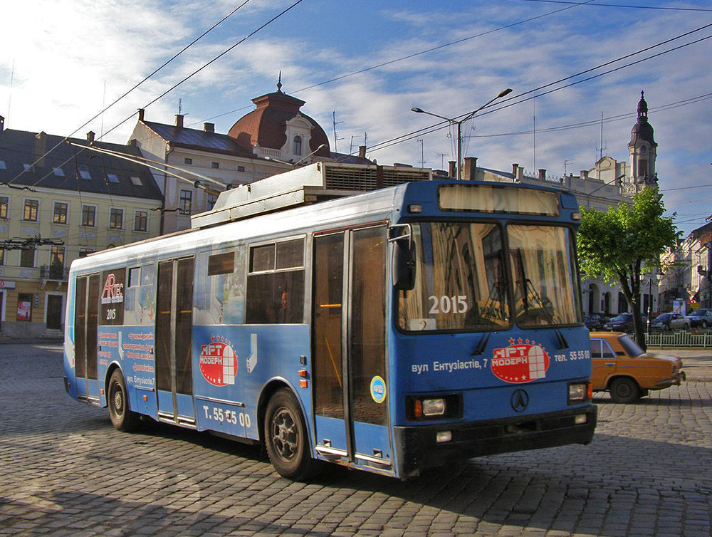 Черновцы, ЛАЗ-52522 № 2015
