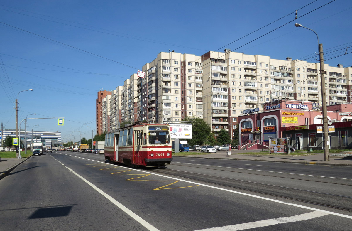 Sankt Petersburg, LM-68M Nr 7592