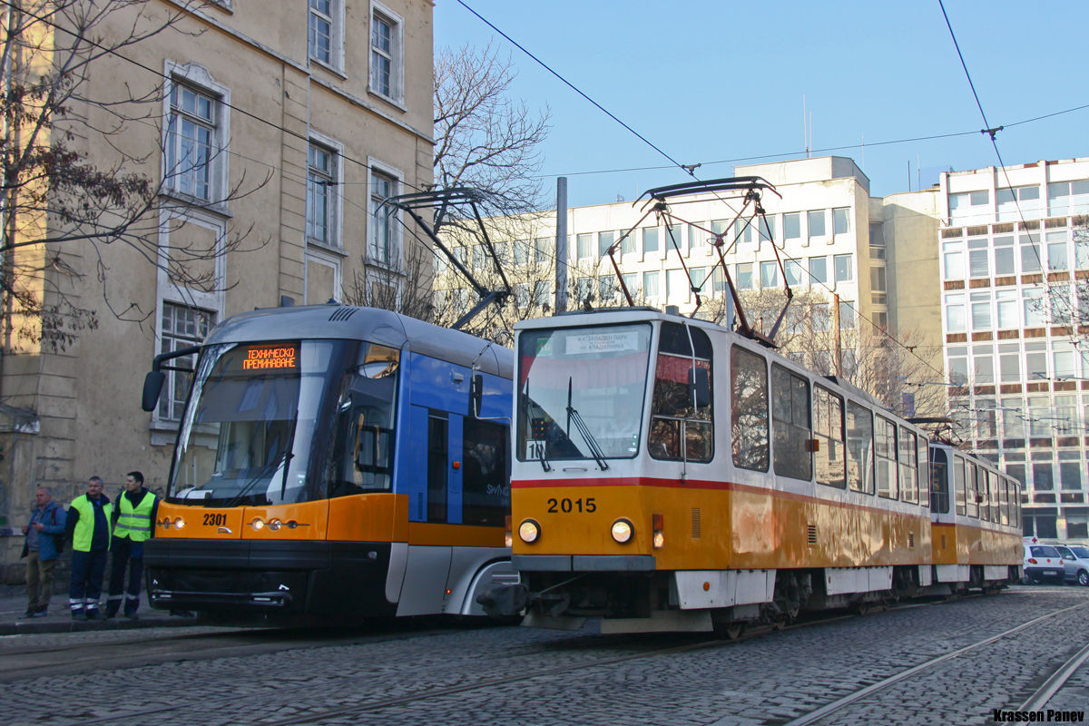 София, PESA Swing 122NaSF № 2301; София, Tatra T6A2B № 2015; София — Официално представяне на PESA 122NaSF — 13.01.2014 София, PESA Swing 122NaSF № 2301; София, Tatra T6A2B № 2015; София — Официално представяне на PESA 122NaSF — 13.01.2014