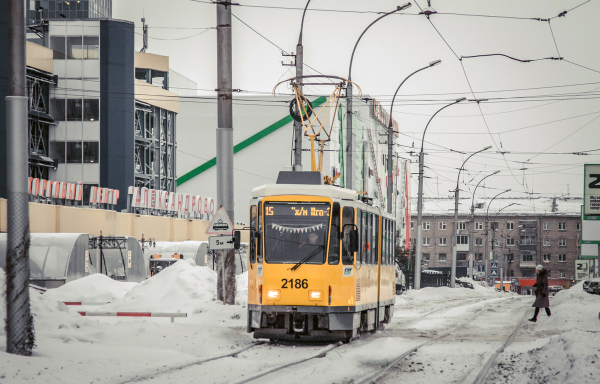 Новосибирск, Tatra KT4DM № 2186