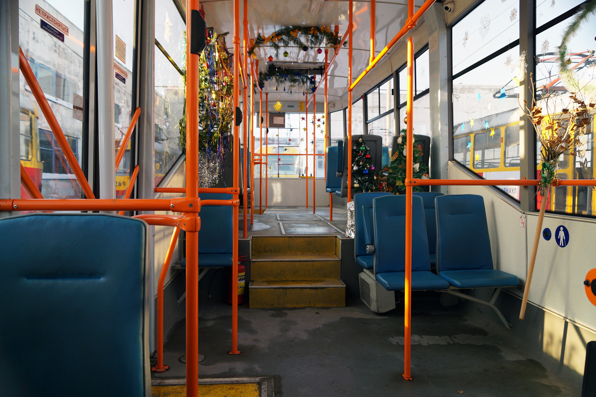 Барнаул, БКМ 62103 № 3302