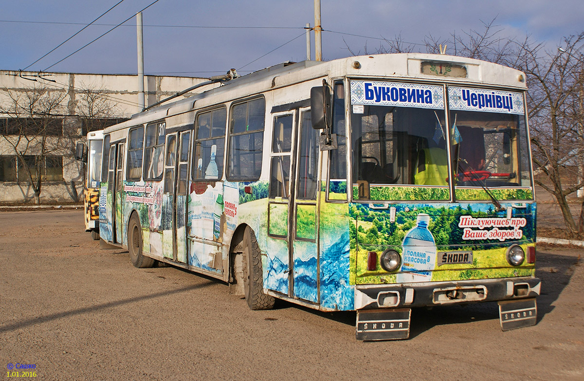 Черновцы, Škoda 14Tr11/6 № 317