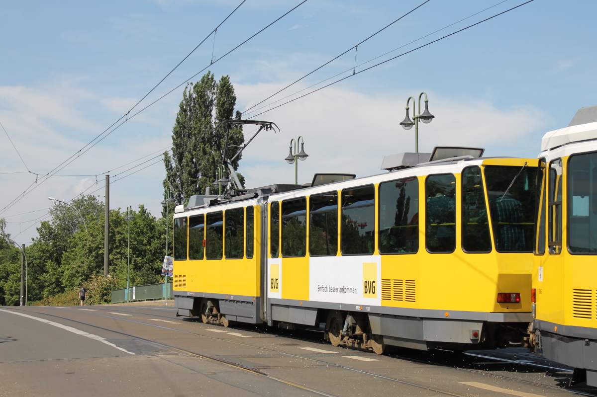 Берлин, Tatra KT4DM № 6102
