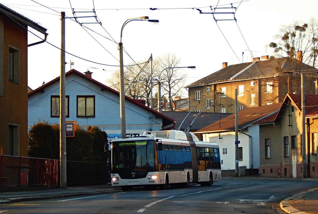 Ostrava, SOR TNB 18 N°. 3951 Ostrava, SOR TNB 18 N°. 3951
