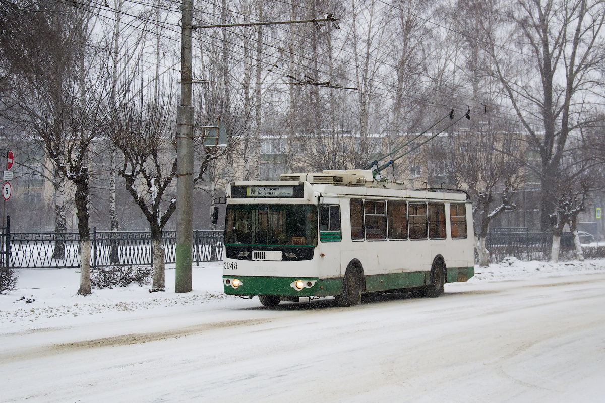 Пенза, ЗиУ-682Г-016.02 № 2048