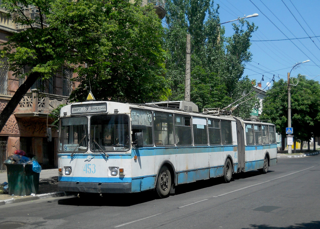 Херсон, ЗиУ-683В01 № 453