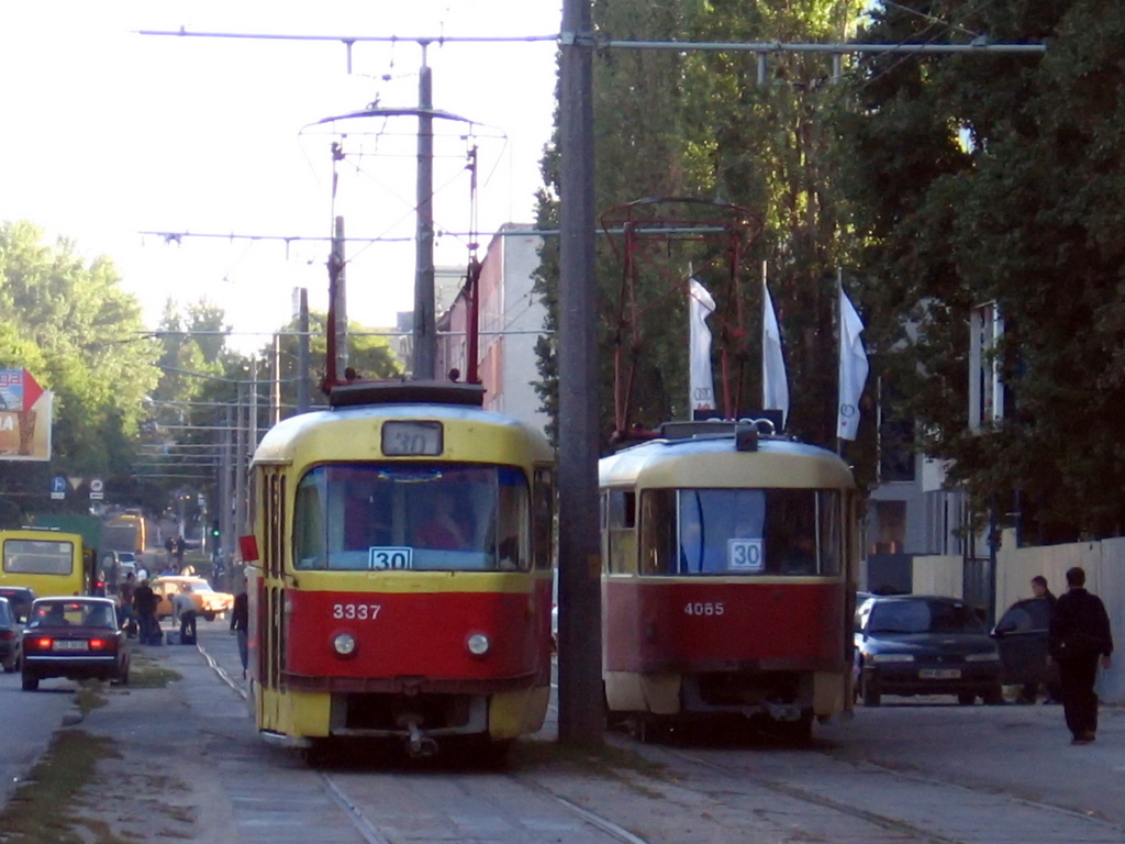 Одеса, Tatra T3SU (двухдверная) № 3337; Одеса, Tatra T3SU № 4065; Одеса — Демонтаж та залишки трамвайної інфраструктури