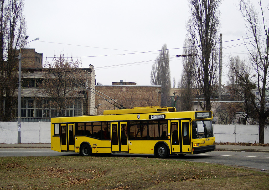 Киев, MAZ-ETON T103 № 3719