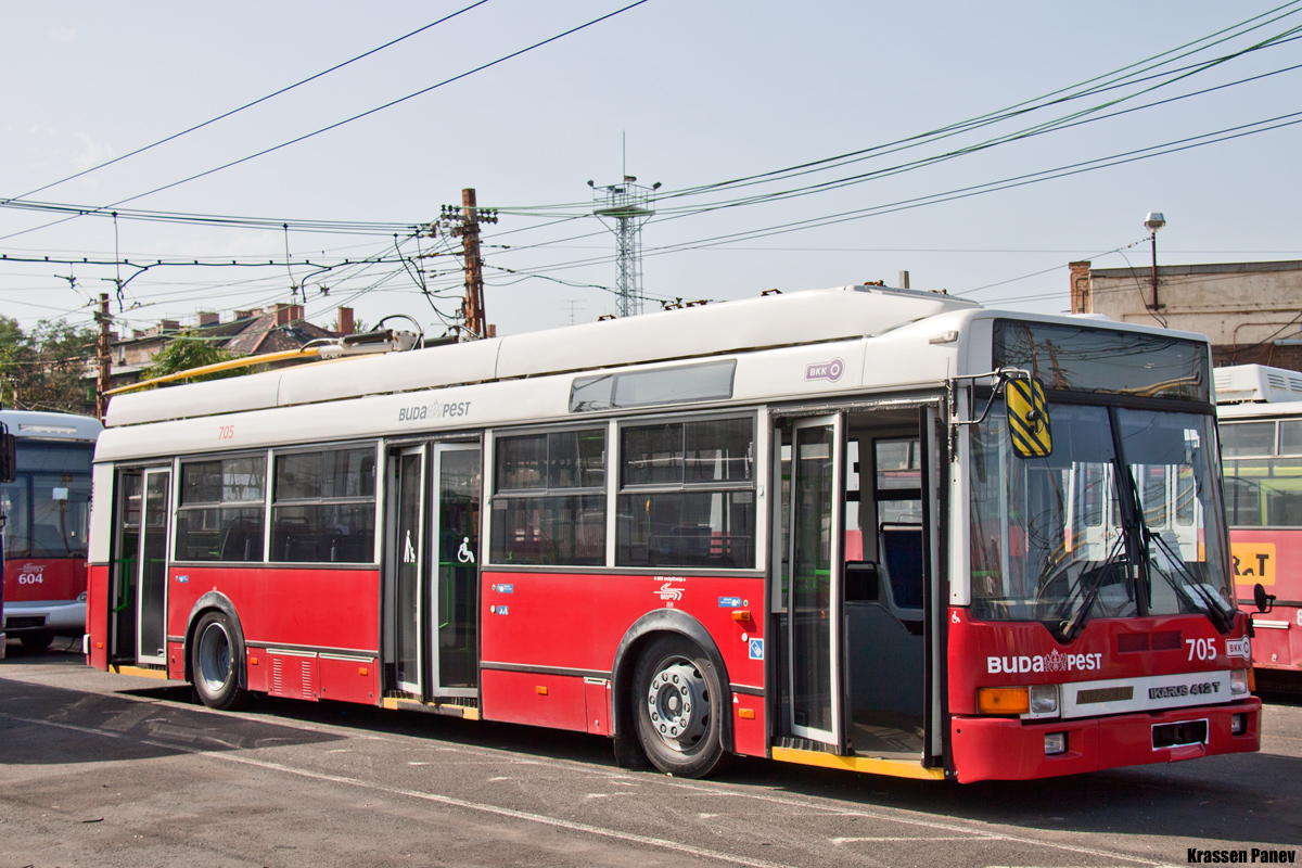 Будапешт, Ikarus 412.81 № 705; Будапешт — Троллейбусный парк Будапешт, Ikarus 412.81 № 705; Будапешт — Троллейбусный парк