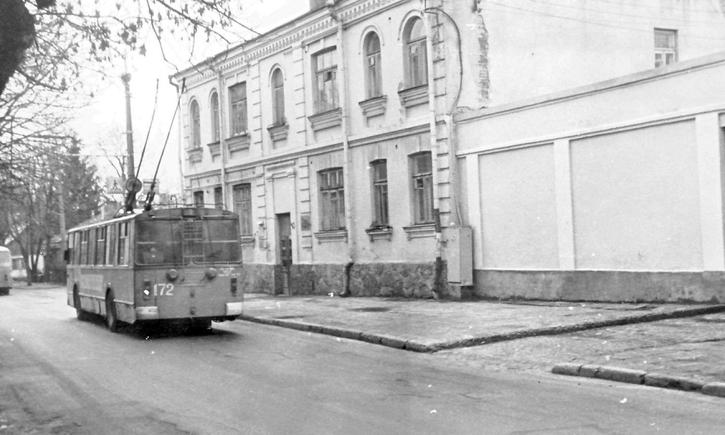 Луцк, ЗиУ-682В-013 [В0В] № 172; Луцк — Ретро фото