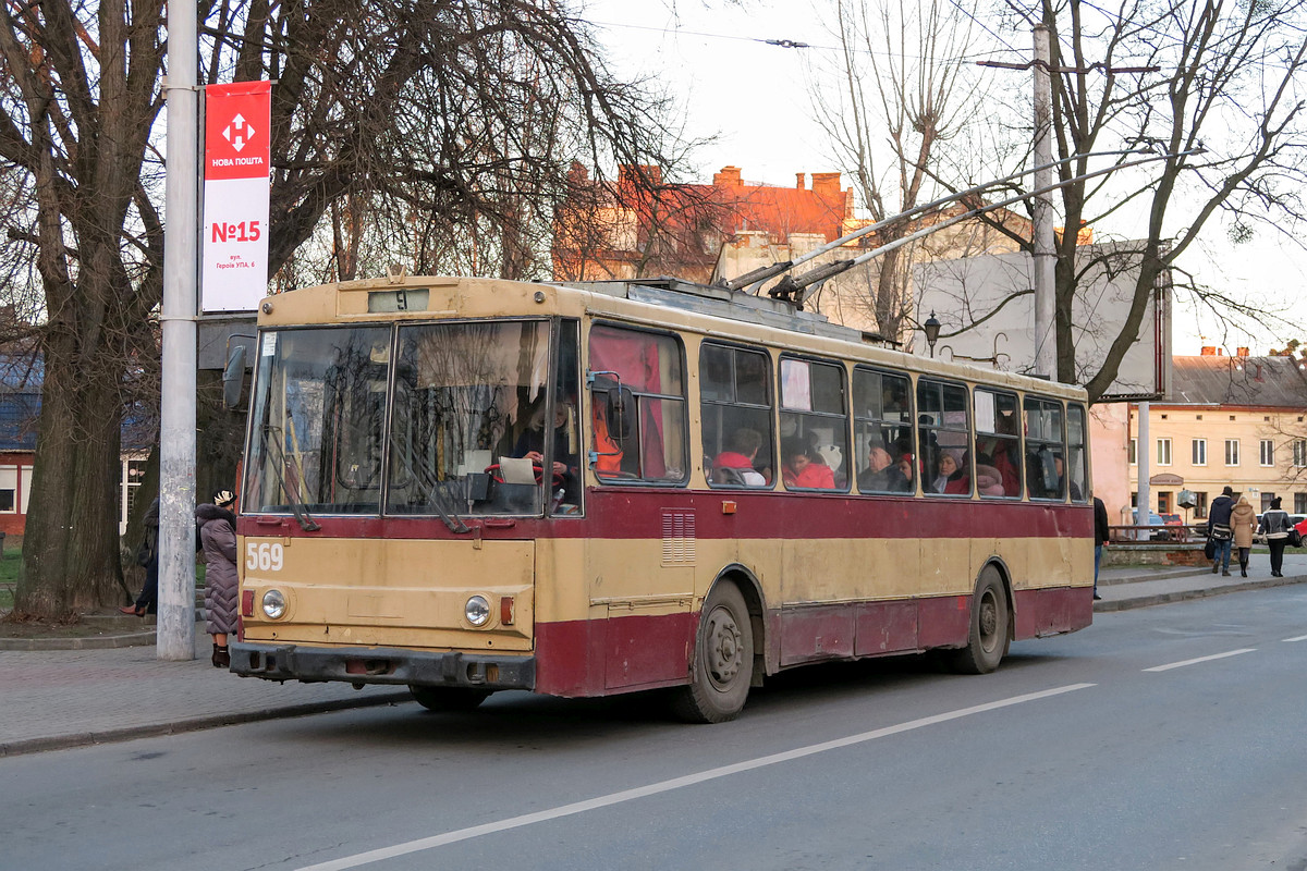 Львоў, Škoda 14Tr89/6 № 569