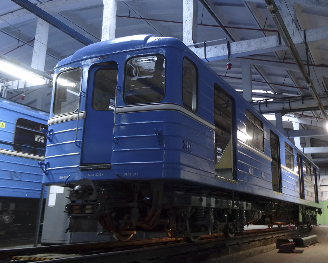 Екатеринбург, 81-714.5 (ЛВЗ/ВМ) № 8241