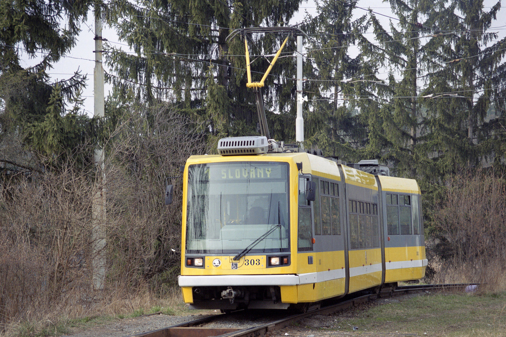 Pilsen, Škoda 03T2 Astra Nr. 303
