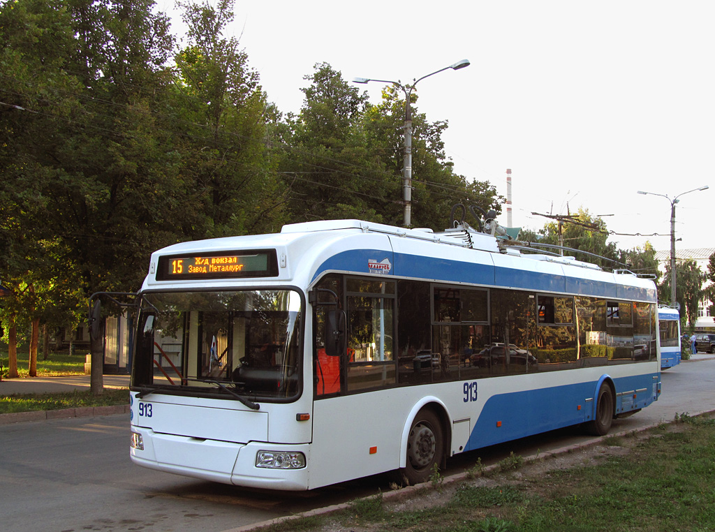 Самара, Stadler 321 № 913; Самара — Конечные станции и кольца (троллейбус)