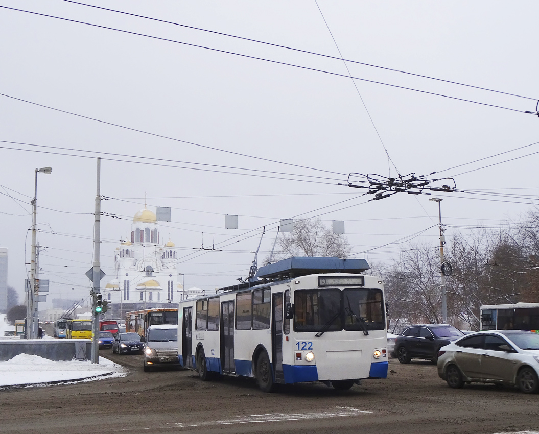 Екатеринбург, ЗиУ-682 КР Иваново № 122